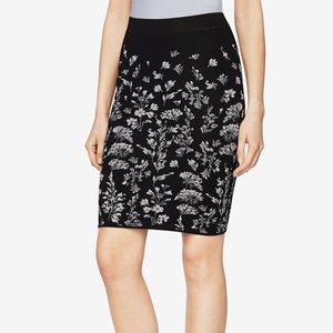 BCBGMAXAZRIA Bandage skirt